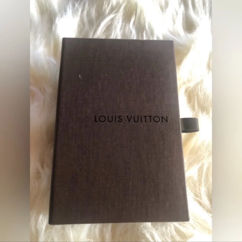 Louis Vuitton 1998 Epi Key Holder -Yellow. Made in Spain with COA,Box & Dustbag